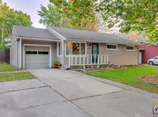 4736 SW 22nd St, Topeka, KS 66614