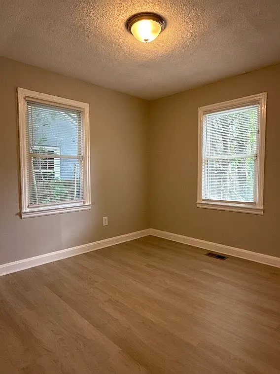 2 bed, 992 sqft, $1,545 — Photo 4