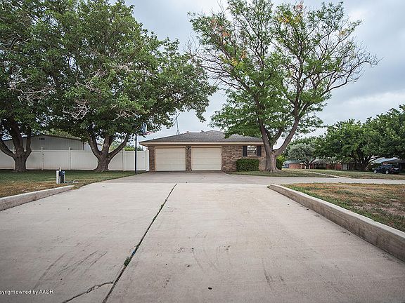 5th image of 1101 Hillcrest Dr