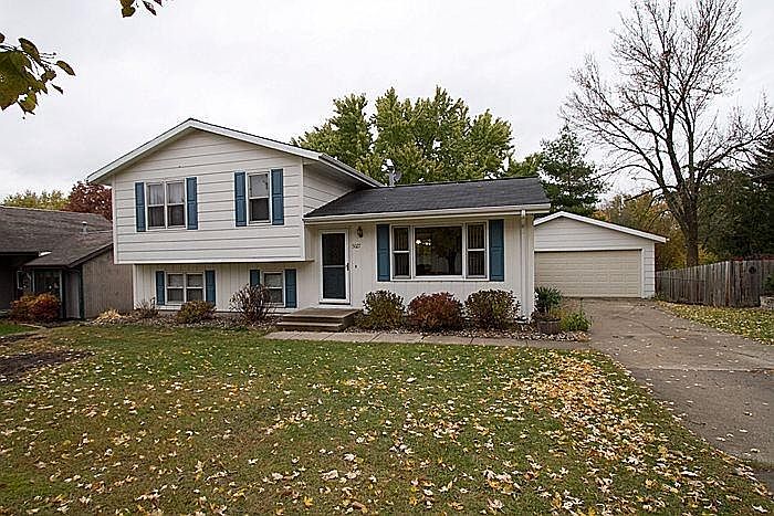 1st image of 5027 Emerson Dr