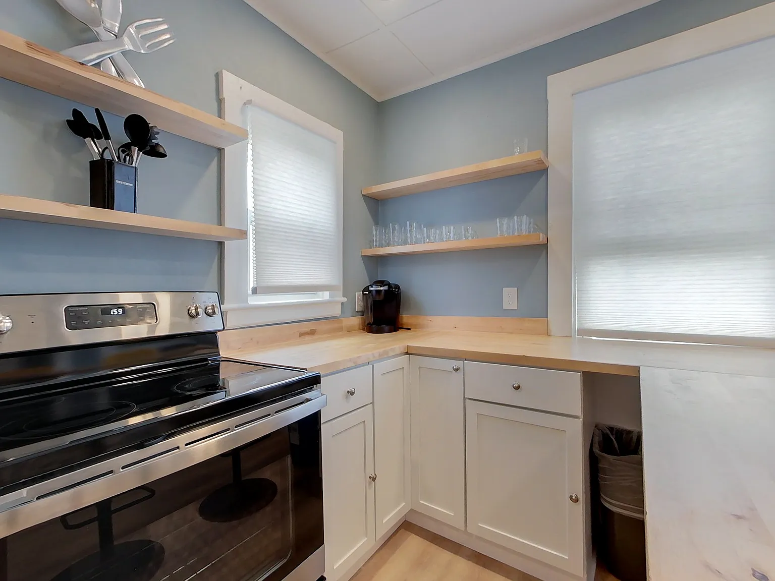 2 bed, 700 sqft, $2,600 — Photo 4