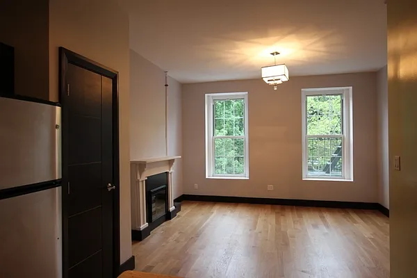 Rented by Bedford 6 Real Estate | media 16