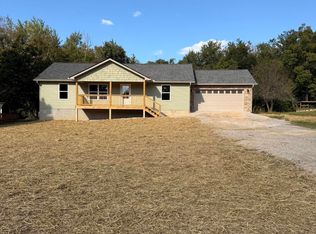 99 Justice St, Crossville, TN 38555