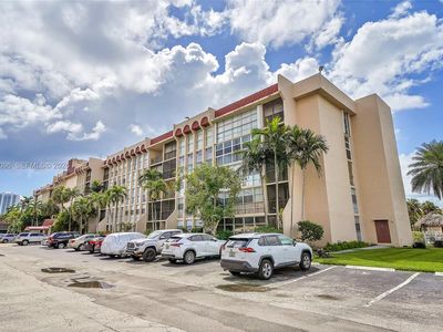 2001 Atlantic Shores Blvd APT 220, Hallandale Beach, FL, 33009