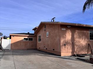 8906 Stansbury Ave, Panorama City, CA 91402