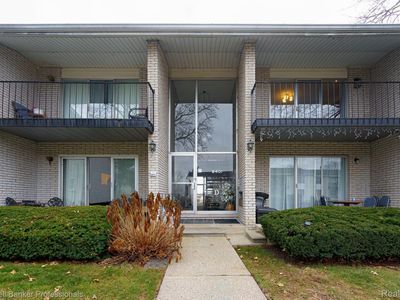 8401 Kennedy Cir UNIT 7, Warren, MI, 48093