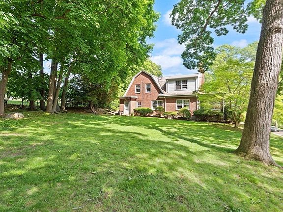 4th image of 35 Arden Rd