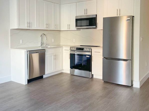 64 Rogers Ave FLOOR 3