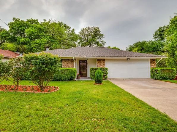221 Evelyn St, Desoto, TX 75115