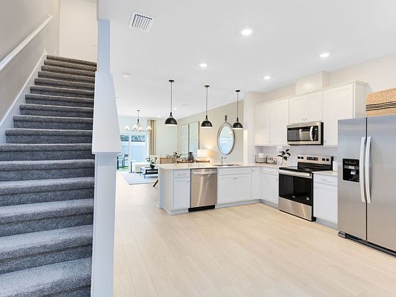 Open Concept Townhome Design