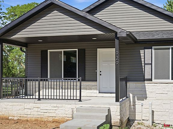 3rd image of 929 66th St