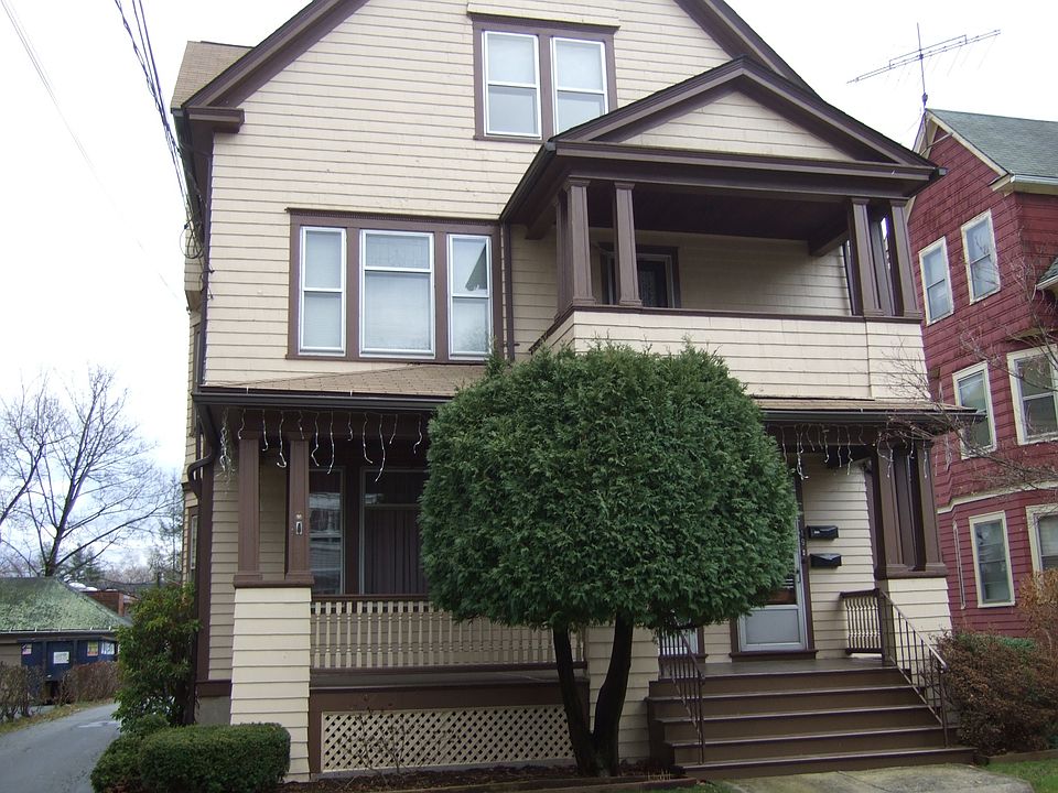 1st image of 19 Fairview St