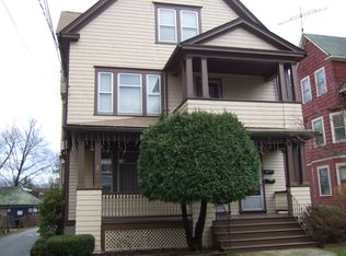 19 Fairview St, West Hartford, CT 06119