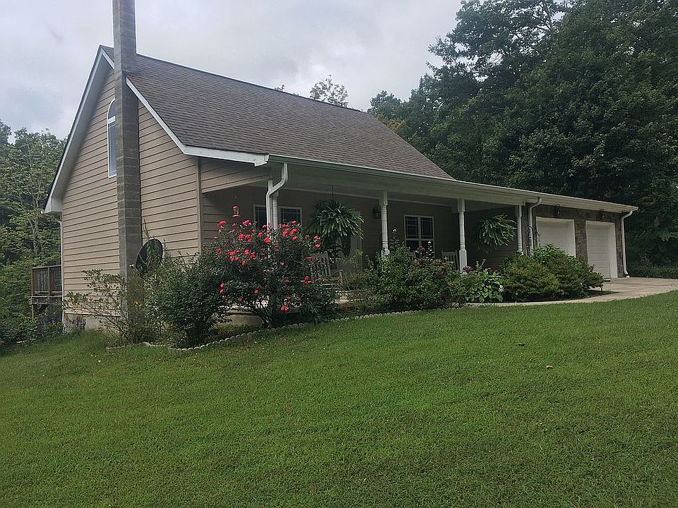 2nd image of 391 Raven Cliff Rd