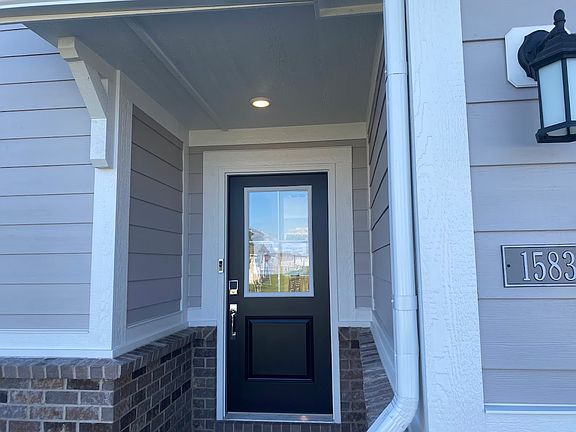 4th image of 15835A Cobbs Creek Ln