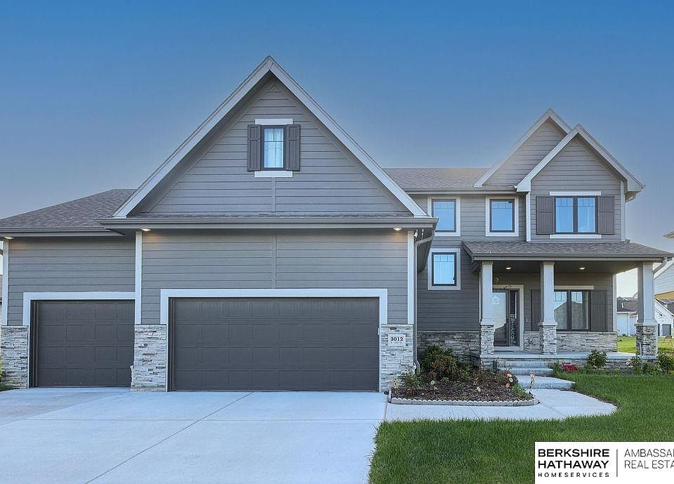 1st image of 3012 N 185th St