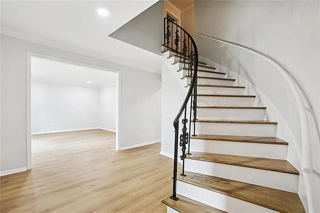 4 bed, 2.5 bath, 3396 sqft, $3,500 — Photo 3