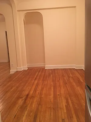 Rented by Kew Forest Realty Inc | media 7