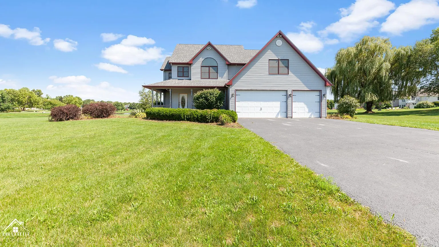 332 Country Rd photo 1
