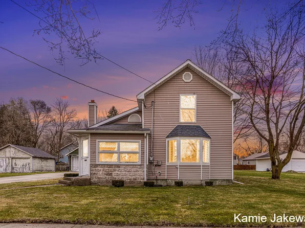 610 S Front St, Belding, MI 48809