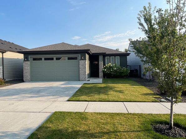 2268 E Mendota Dr