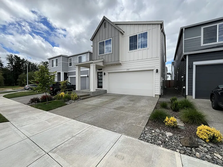 13911 SW 172nd Ave — Photo 3