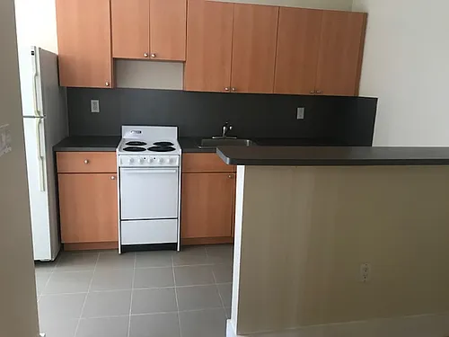11520 NE 6th Ave #3 Photo 1
