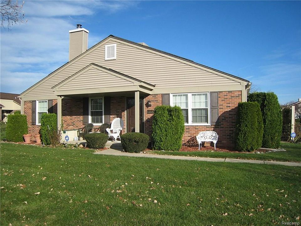 1st image of 44645 Bunkerhill Dr N