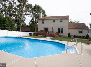 10 Crisfield Rd, Sicklerville, NJ 08081