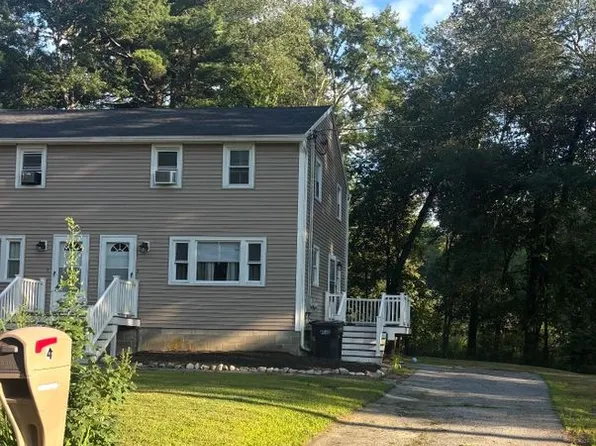 4 Lorraine Ave, Pelham, NH 03076