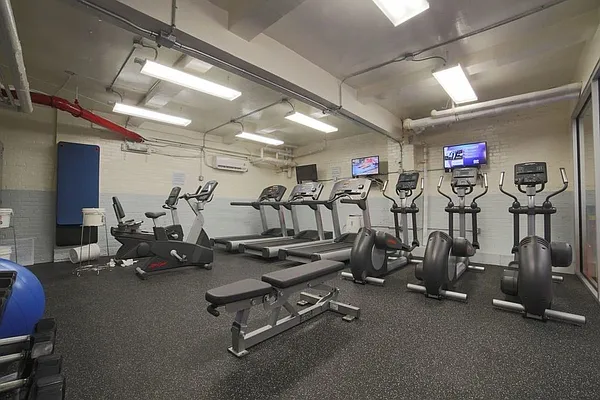 Rented by Stonecrest Realty | media 2