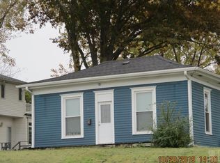 412 W Maple St, Centerville, IA 52544