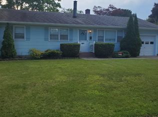 36 Hawkins Ave, Center Moriches, NY 11934