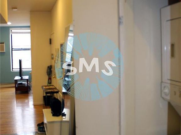 4th image of 1007 50th Ave APT 3