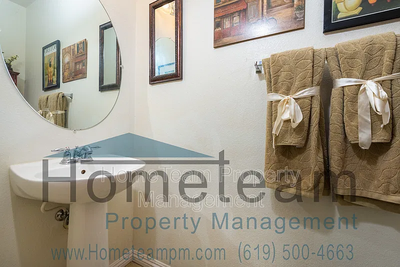 2 bed, 2.5 bath, 964 sqft, $2,950 — Photo 4