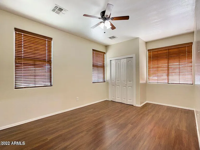 2406 W Sienna Bouquet Pl — Photo 6