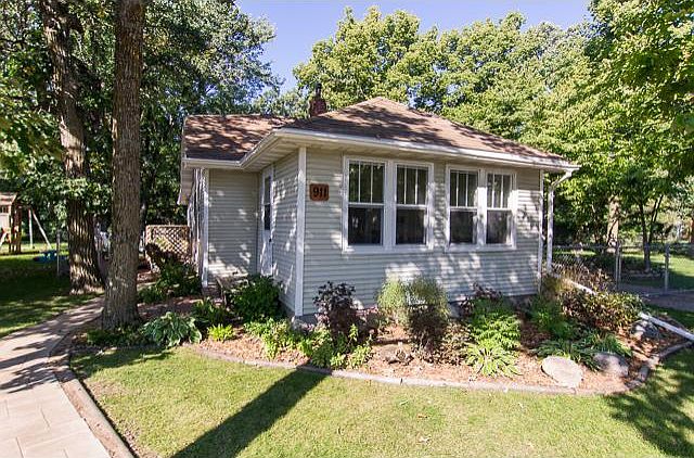 911 Eagle Lake Rd N, Big Lake, MN 55309 | Zillow