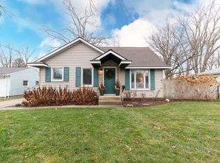 827 Kentfield St SW, Wyoming, MI 49509