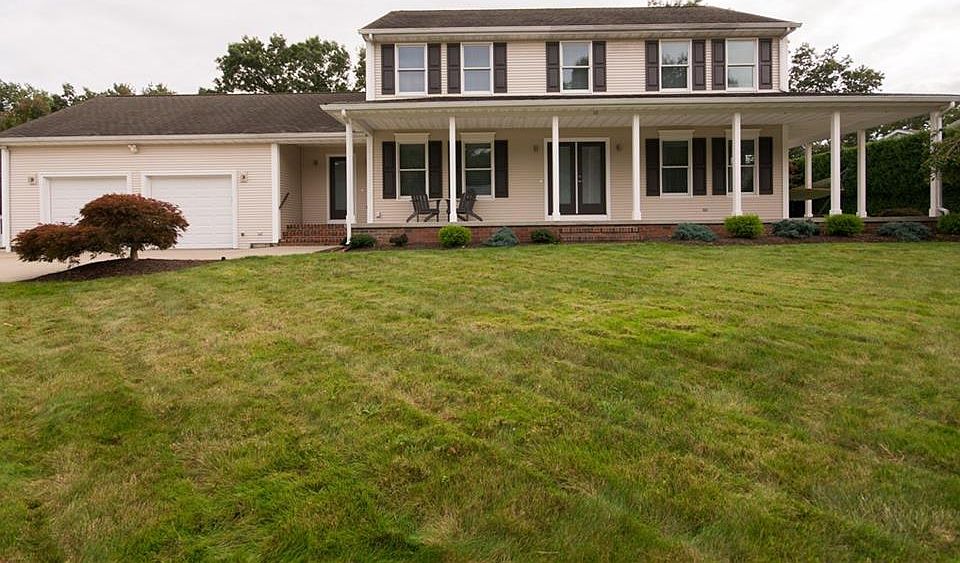 1st image of 10 Regalwood Dr
