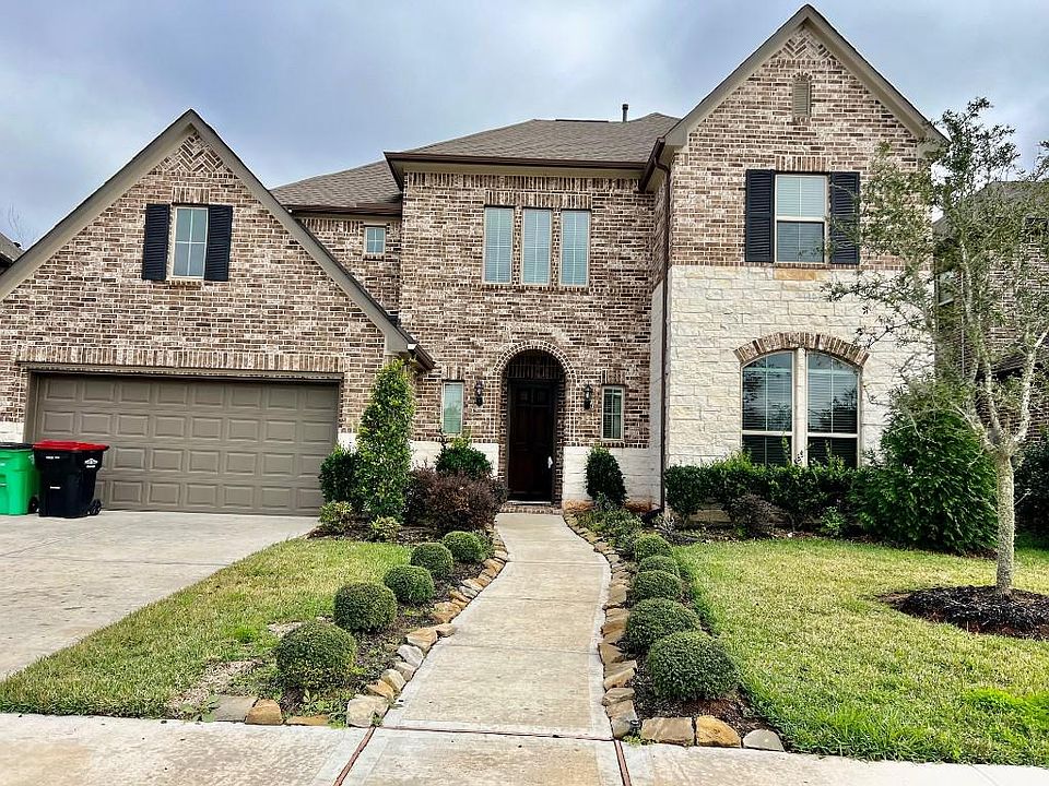1st image of 11110 Sawmill Lake Dr