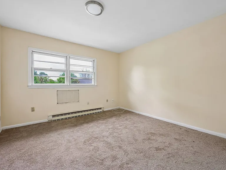 54 Buckridge Rd — Photo 17