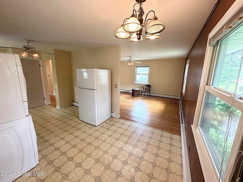 4th image of 111 Beacon Road