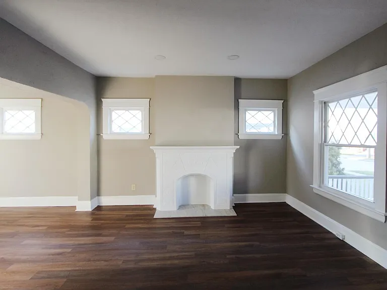 11920 Browning Ave — Photo 4