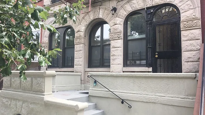 Rented by Nooklyn NYC LLC | media 7