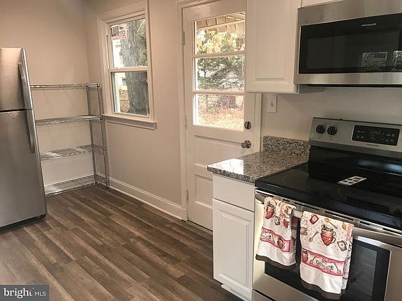 4th image of 101 Floral Dr