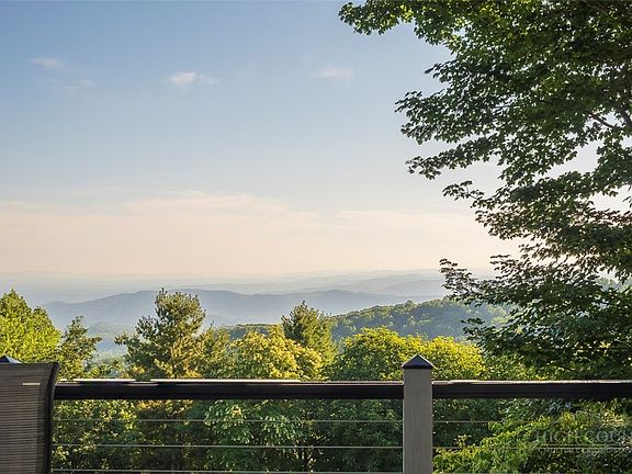3rd image of 463 Ridge Road
