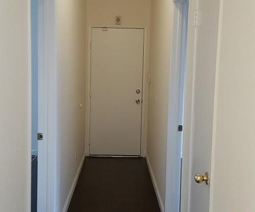 3rd image of 3663 W Thornton Ave