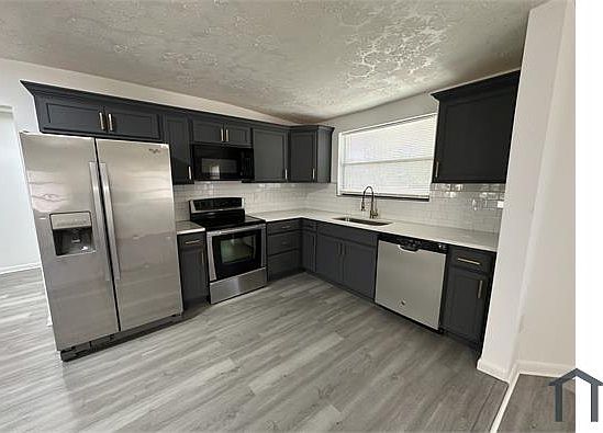 3rd image of 1089 Nightingale Rd