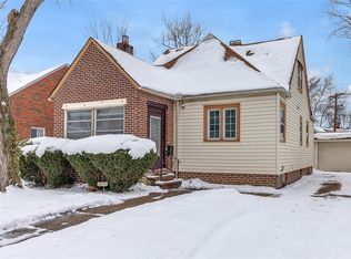 3462 Doris Rd, Cleveland, OH 44111