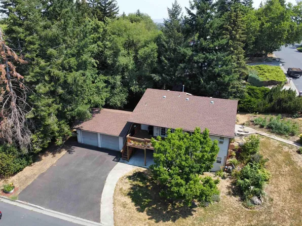 292 NW Sunrise Dr, Pullman, WA 99163